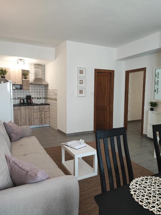 מאלינסקה Apartments Obala מראה חיצוני תמונה